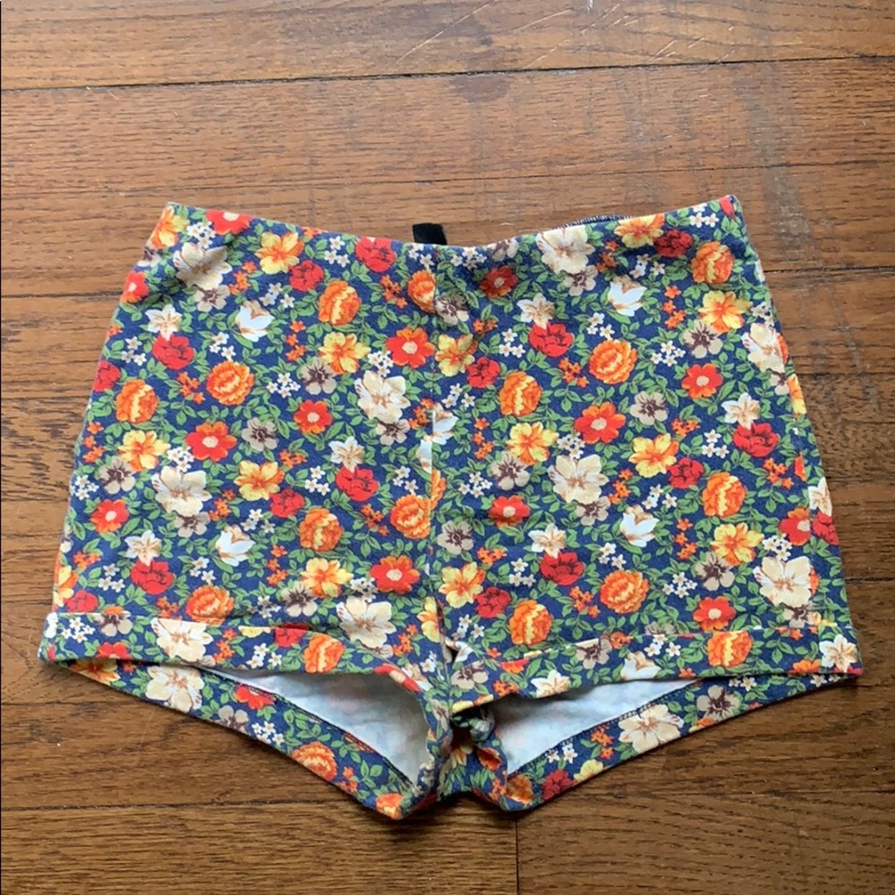 Springy shorts